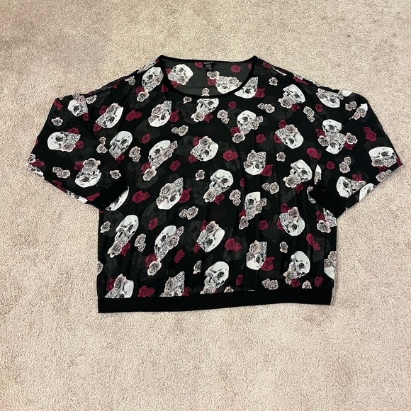 Torrid Sheer Skull and Roses Top - Picture 1 of 5
